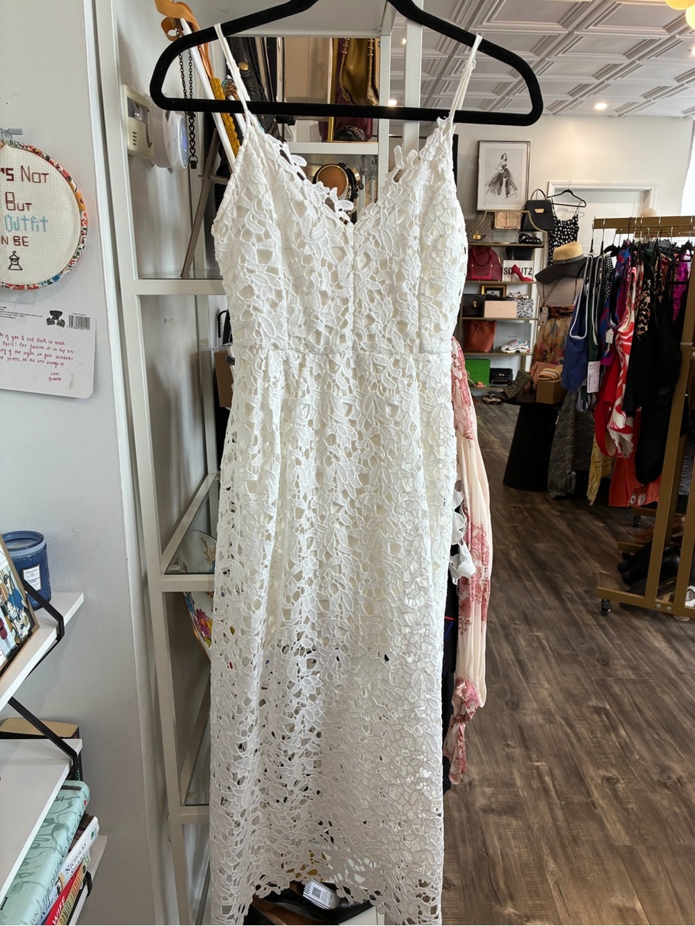 Astr White Lace V-Neck Maxi Dress with Spaghetti Straps - Picture 2 of 3